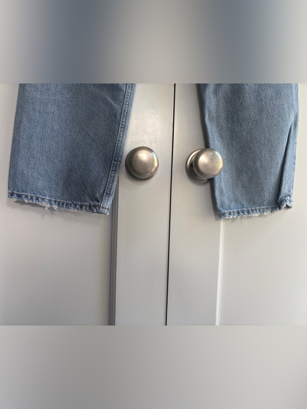 AGolde 90’s Crop Mid Rise Straight Jean - Picture 12 of 14